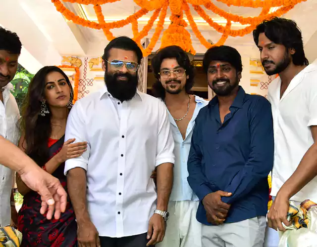 Aasmaan Movie Opening Photos